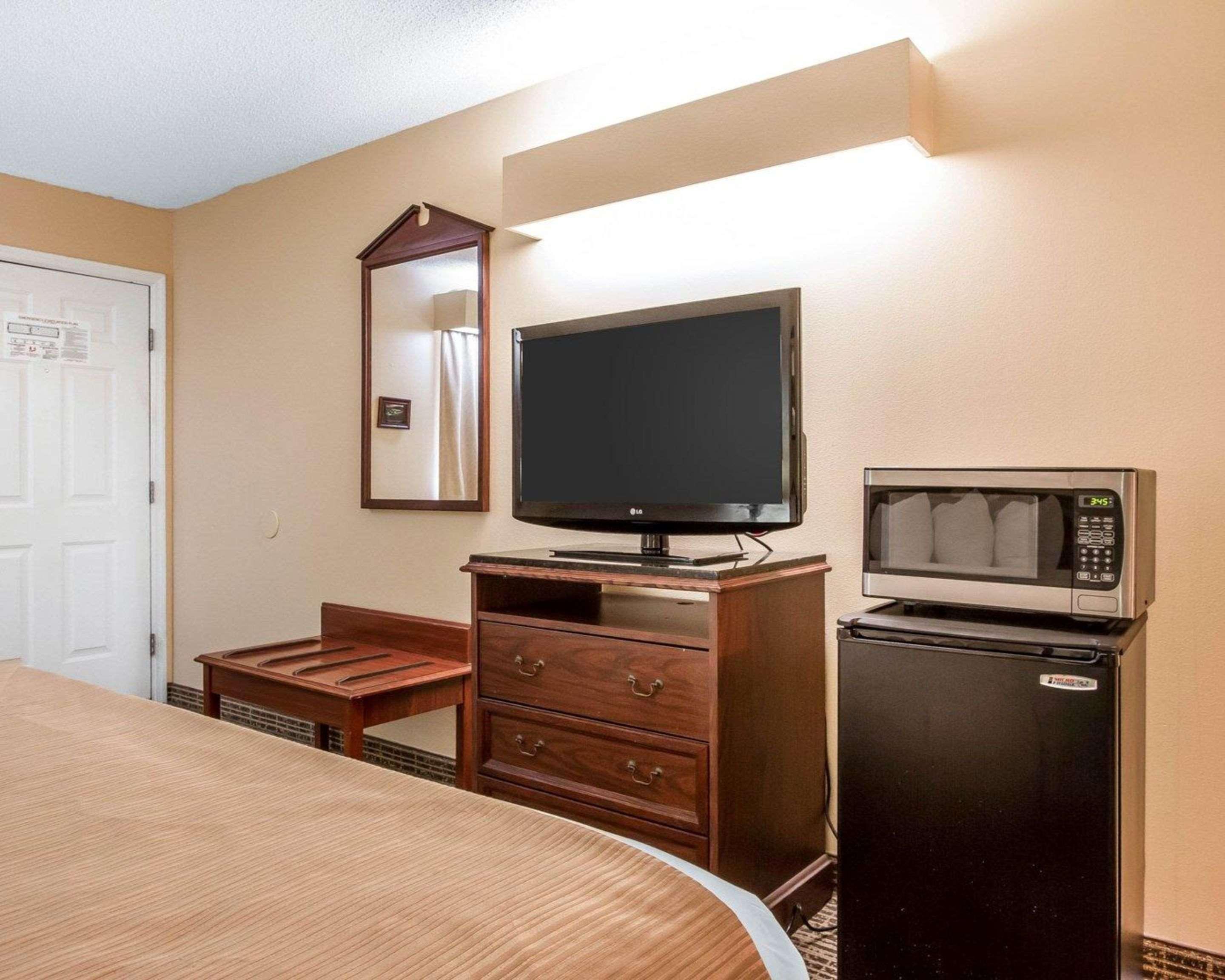 Baymont By Wyndham Selma Hotel Kültér fotó