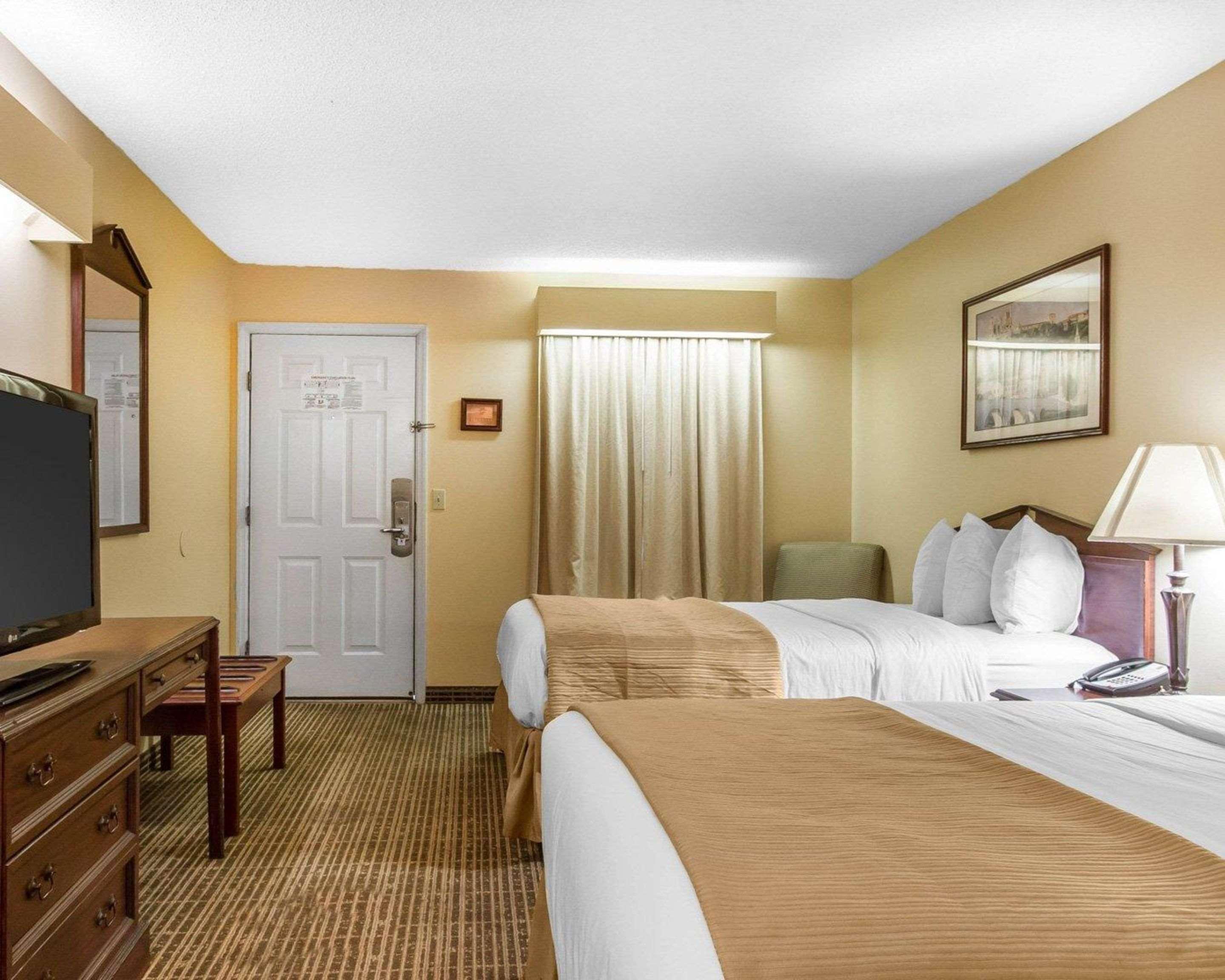 Baymont By Wyndham Selma Hotel Kültér fotó