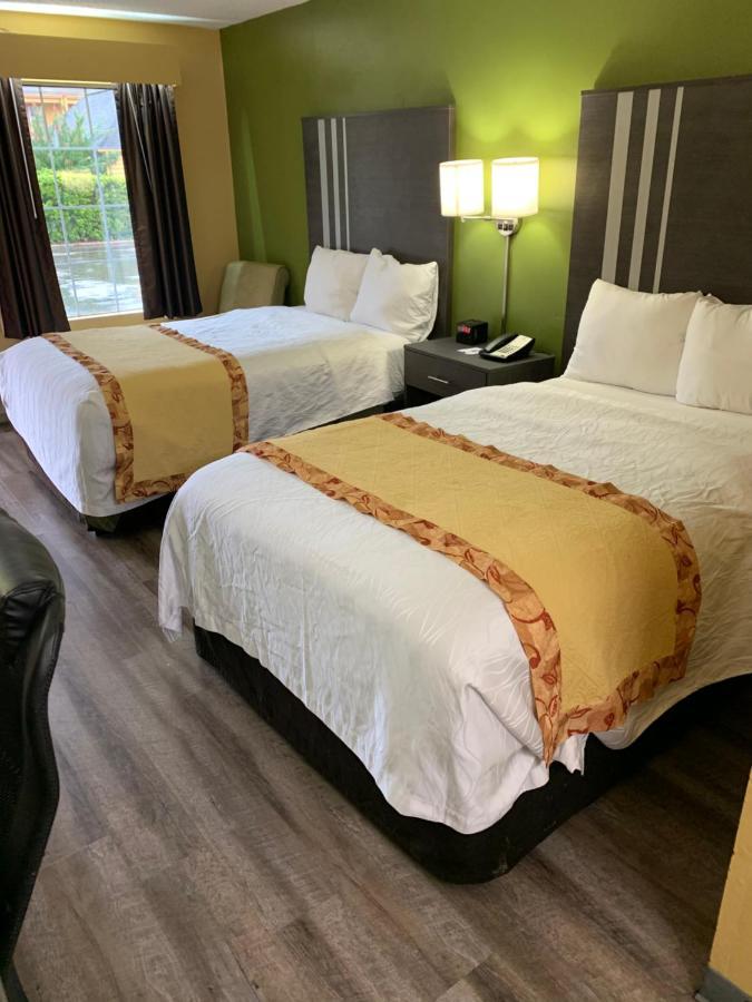 Baymont By Wyndham Selma Hotel Kültér fotó