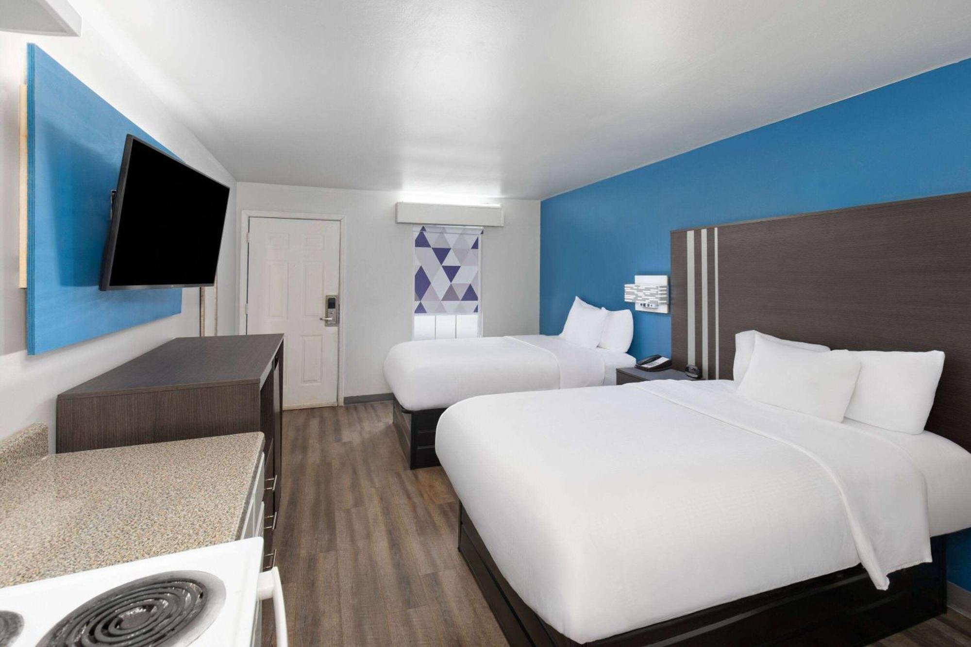 Baymont By Wyndham Selma Hotel Kültér fotó